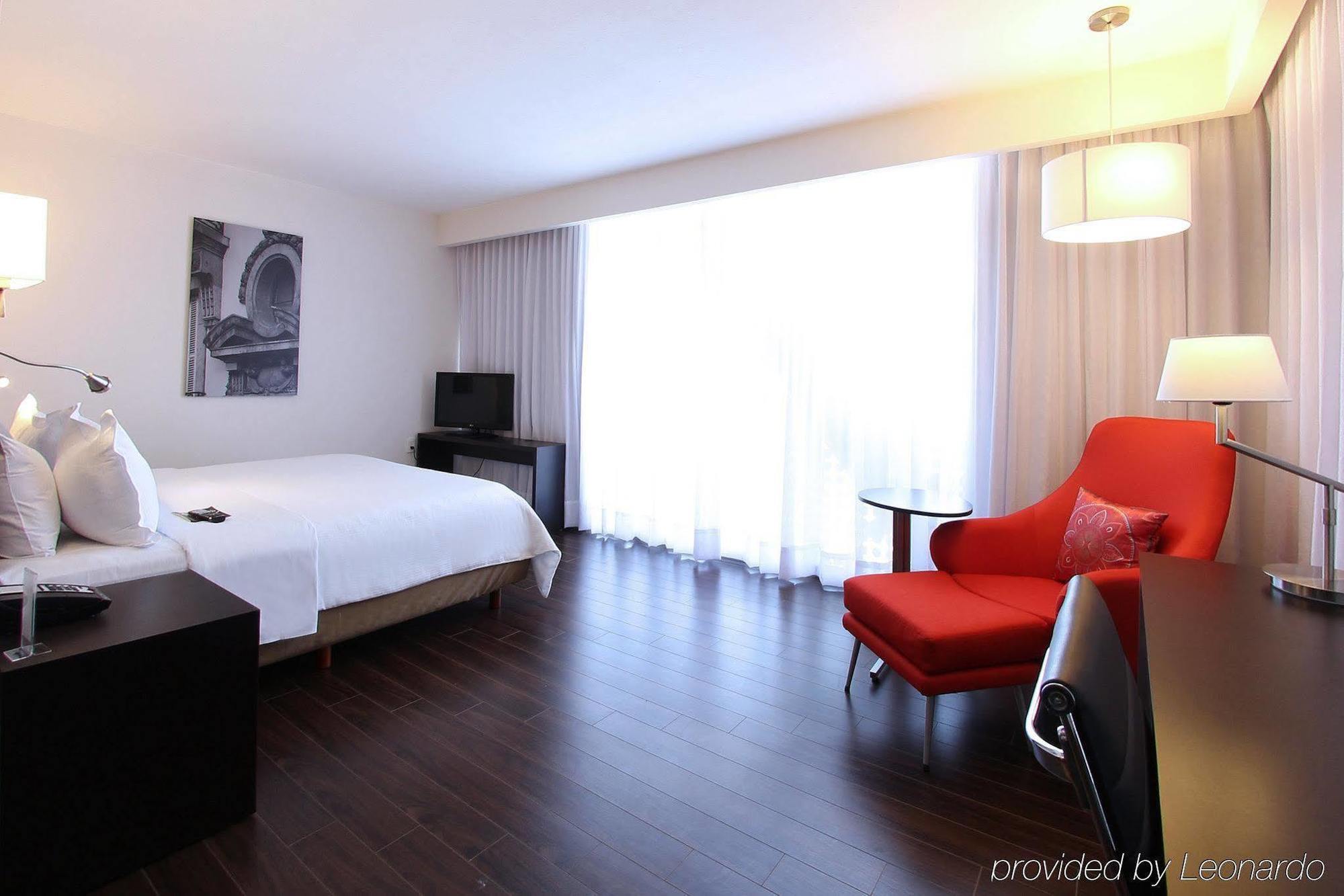 Fiesta Inn Periferico Sur Mexico City Exterior photo